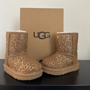 Glitter leopard toddler UGGs size 7